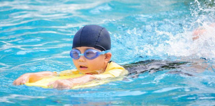 child unattended in a pool