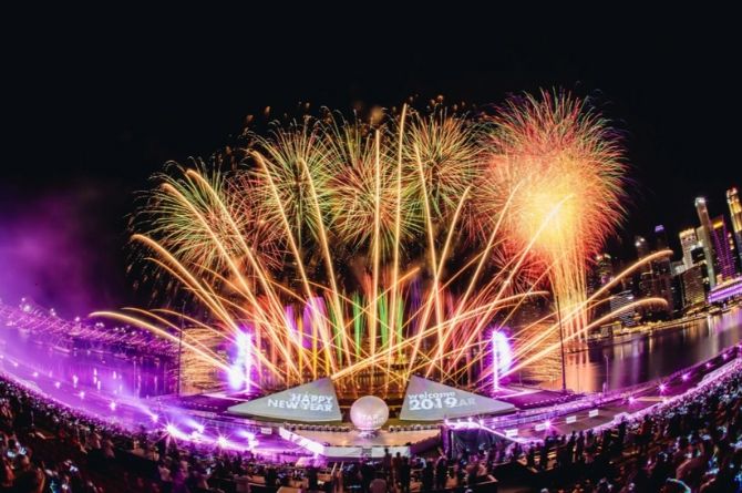 New Years Eve Singapore 2020: 13 Best Places To Catch The Dazzling Fireworks!