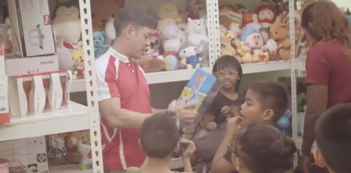 Yishun Charity Shop Accepts Donations Of Toys, Baby Care Items & More To Help Lower Income Families