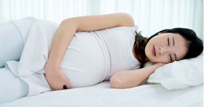 Sleeping On Side During Pregnancy: Benefits And How To Be Comfortable Doing It