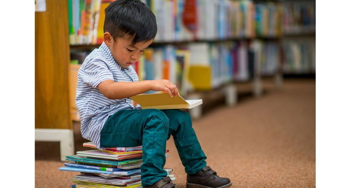Here's How You Can Foster Love For Reading In Your Kids During The Circuit Breaker Period