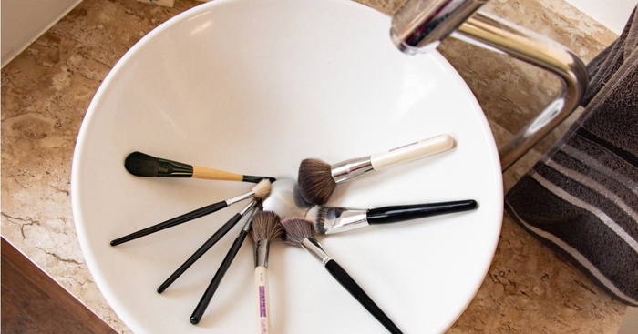 Coronavirus Can Live on Makeup Too. Heres How to Clean and Disinfect Your Beauty Products