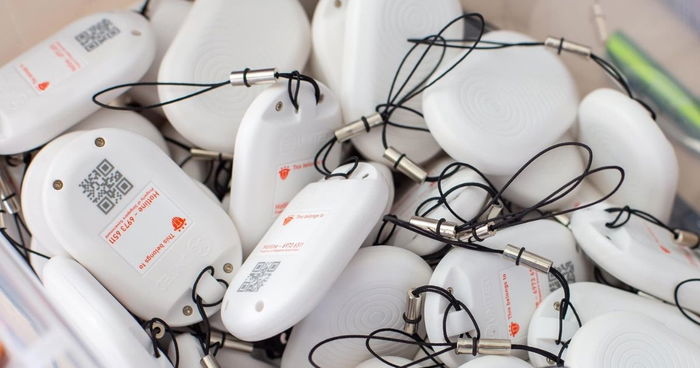 Schools Will Distribute TraceTogether Tokens To Students