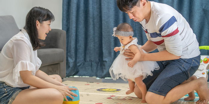 Signs Baby Will Walk Soon: Is Walking Too Early For Babies?