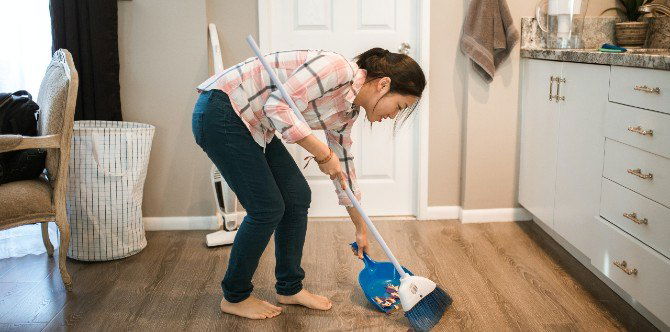 Maid Takes Advantage Of Employer, Does Less Work But Charges For Full
