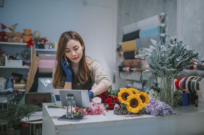Discover Year-Round Bouquets by these 10 Singapore Florists