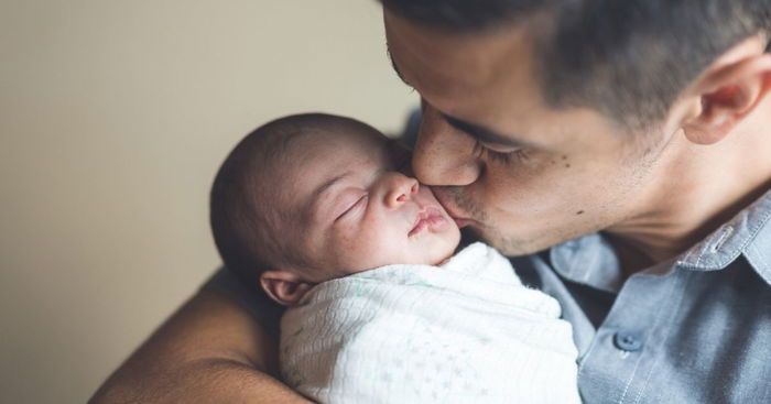 'The Doctor Slipped And Fell Down': 10 Singapore Dads Share The Most Unforgettable Moments Of Their Child's Birth