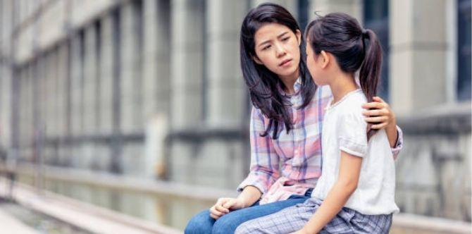 Period Talk: How To Openly Chat With Your Daughter About It