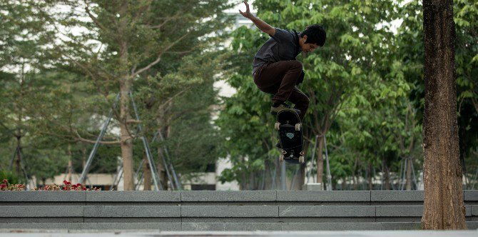 Are Singaporean Kids Keen To Learn Skateboarding? This Young Parent Thinks So!