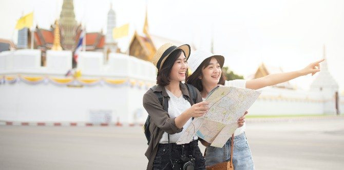 7 Ways To Make Friends As An Adult In Your 30s