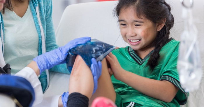 Hot Pack Or Cold Pack: Which One To Reach For When You’re Injured Or In Pain