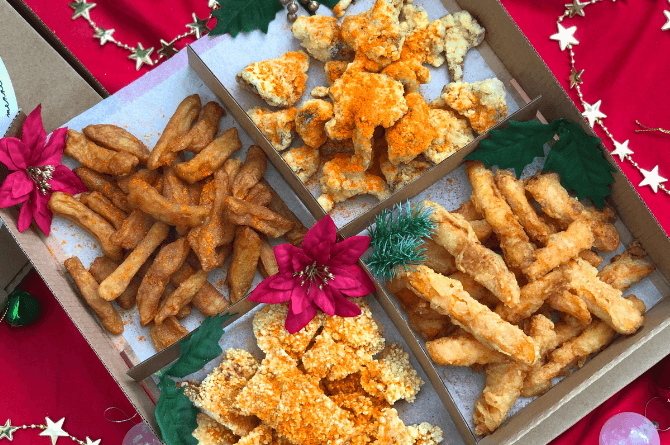 Shihlin Taiwan Street Snacks Merry CRISPmas Platter Offers 4 Best Selling Snacks in a Box!