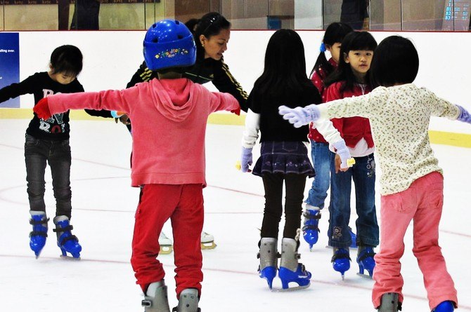 Beat the Heat: 5 Best Spots for Ice Skating in Singapore Thats Fun for Summer