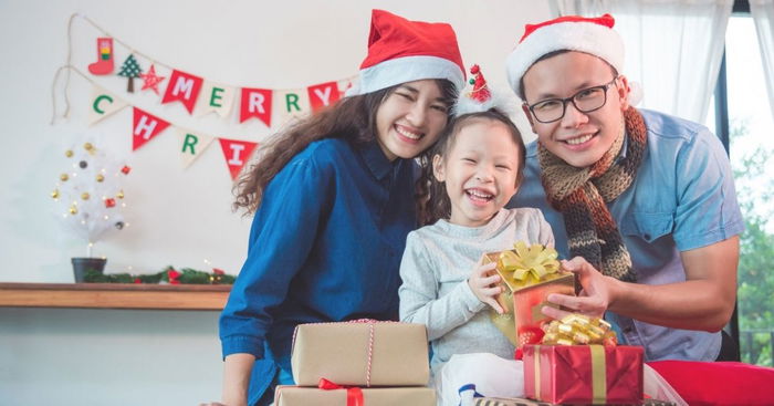 'Tis The Season For Christmas Parties With Shopee!