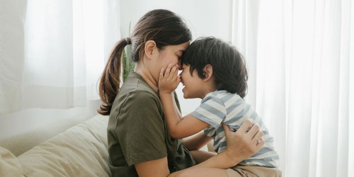 "I Owe It to Mum;" Boy Gives Blood to Become Donor to Sick Mother