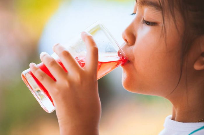 “Mistaken for Child-Friendly Drinks” - What to Do When Your Child Drinks Alcohol