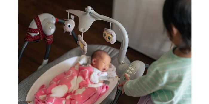 Letting Baby Sleep on a Swing: Is It a Risky Practice?