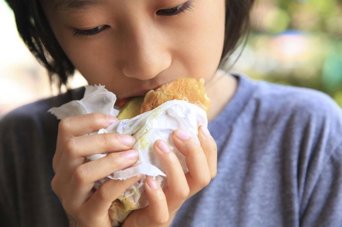 Is Your Child Overeating? - Learn the Cause of Binge Eating Disorder in Kids
