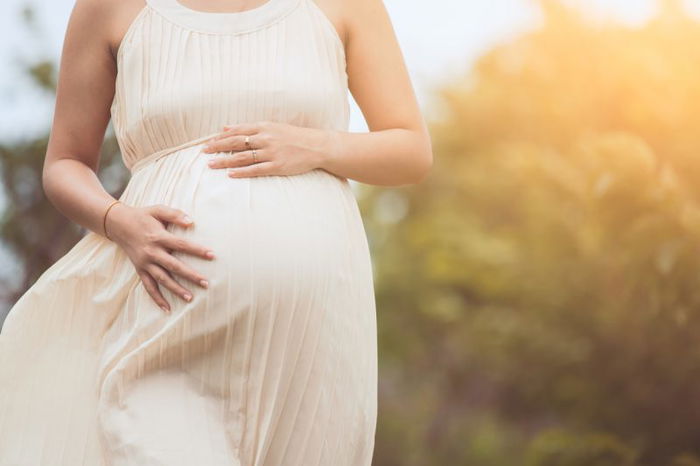 20 Vibrant Baby Names That Mean Sun