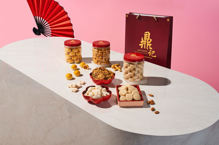 5 Best-Tasting CNY Goodies in Singapore to try in 2023!