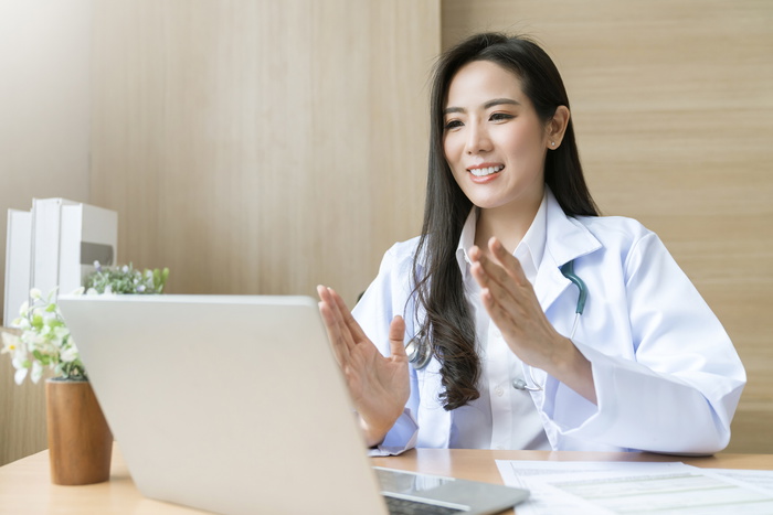doctor doing a teleconsult