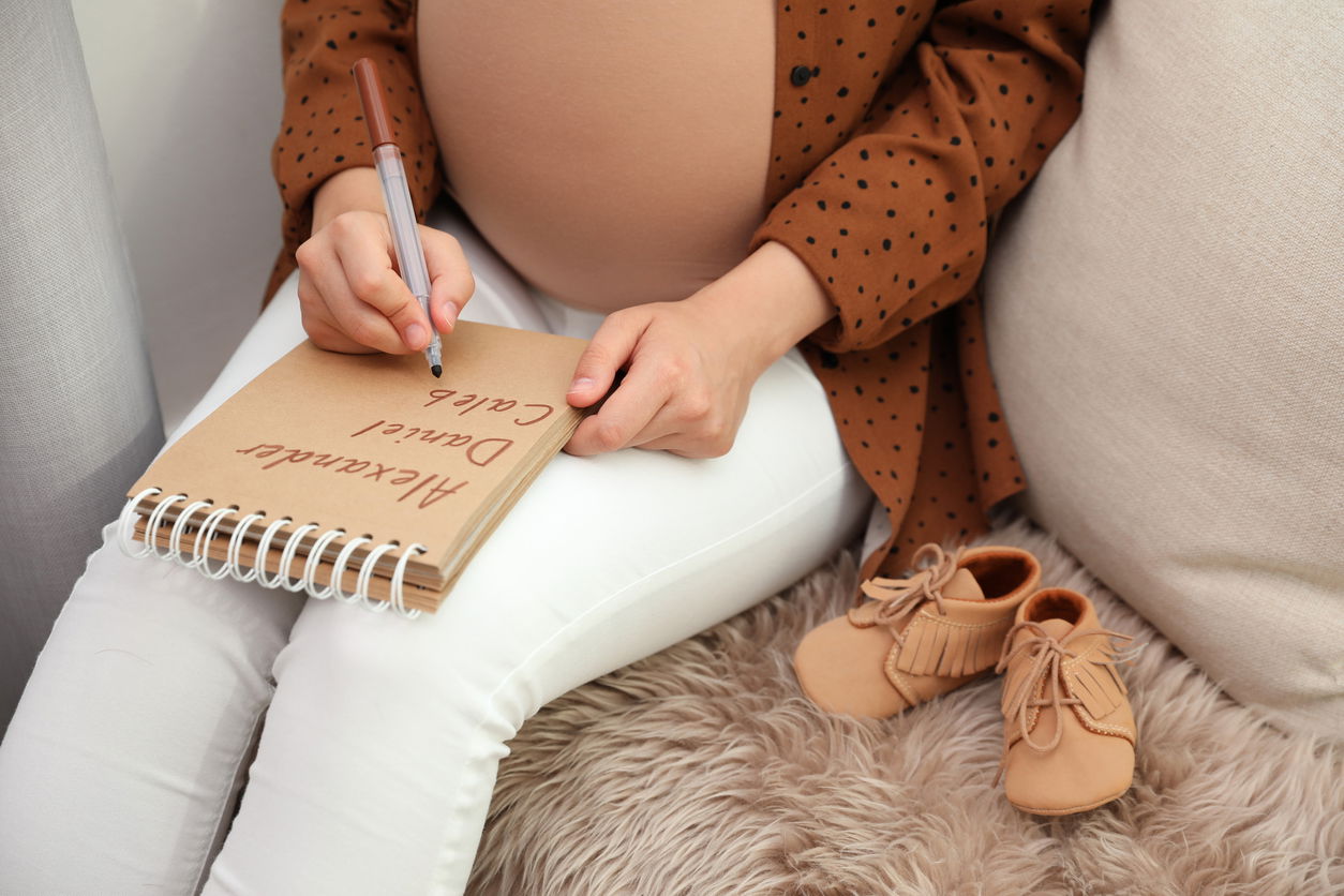 50-endearing-baby-names-starting-with-e