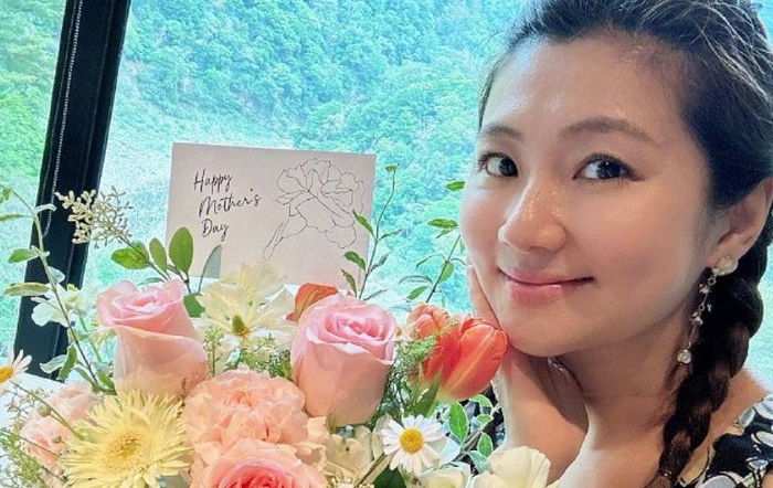 Selina Jen, 5 Months Pregnant, Recounts Her Fear When Her Plane Was Struck by Lightning En Route to Bangkok