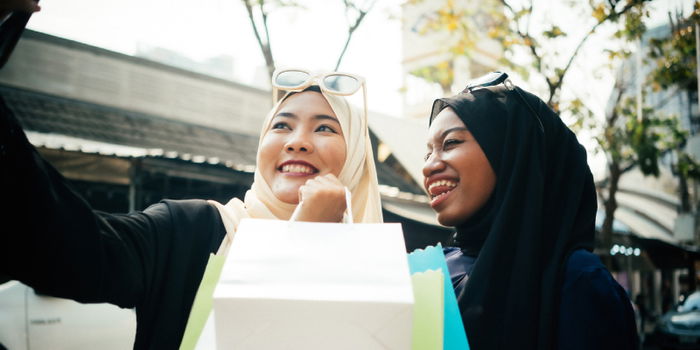 Shop, Eat, and Enjoy Thai Vibes at Chatuchak Singapore Night Market in Turf City