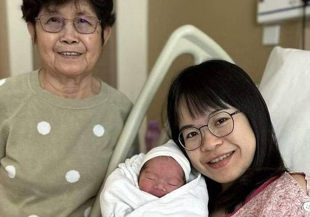 What Are the Odds? This Family Has 4 Members With Same Birthdate