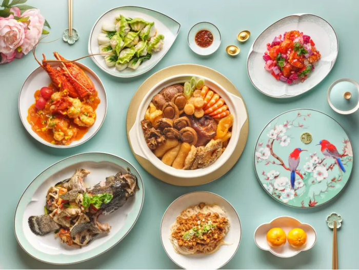 Celebrate Chinese Lunar New Year with Sumptuous Dinners in Singapore