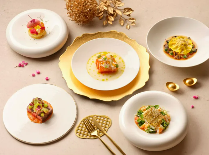 Celebrate Chinese Lunar New Year with Sumptuous Dinners in Singapore
