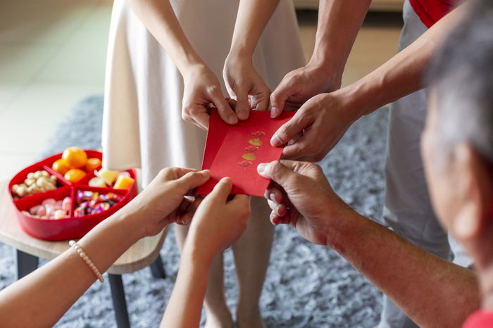 Hongbao in Chinese New Year: The Do's and Don'ts