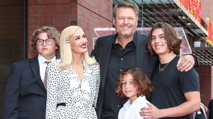 What Gwen Stefani's Record Label Asked Her to Do Just 9 Weeks After Giving Birth