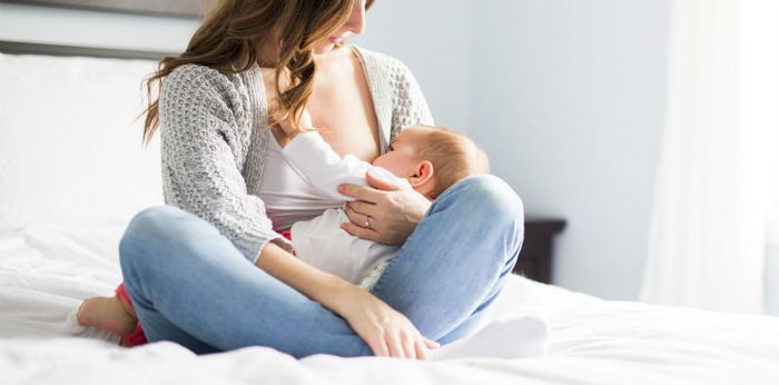 8 Ways to Overcome Sore Nipples When Breastfeeding, Breastfeeding Becomes Smooth!