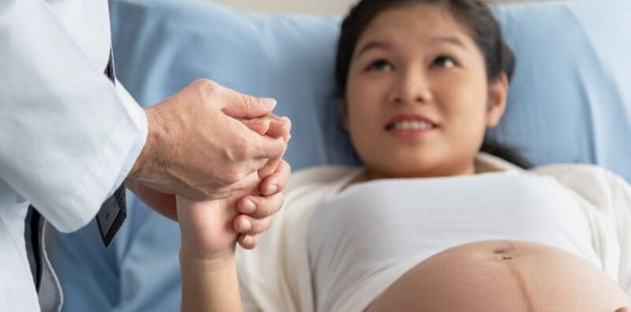3 Stages of Pain During Labor, A Picture of What It's Like to Give Birth Naturally