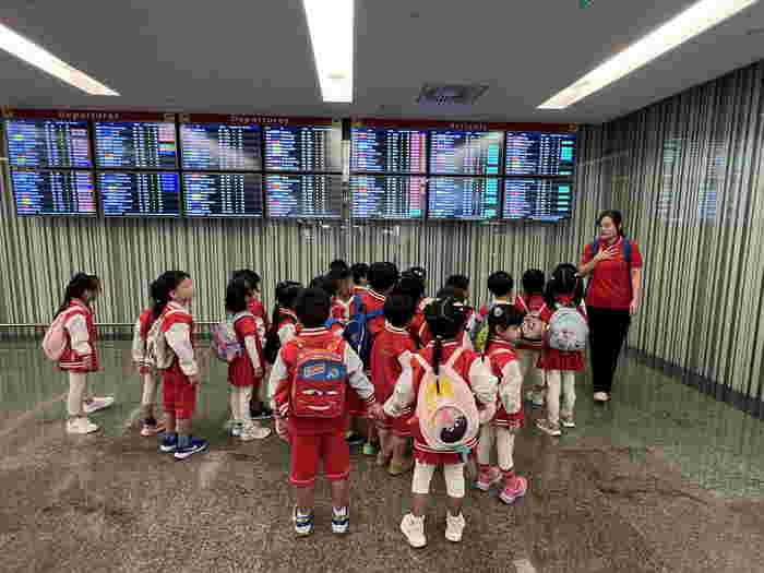 Meet the Preschool Teacher Bringing Chinese to Life Through Food, Story, and Song