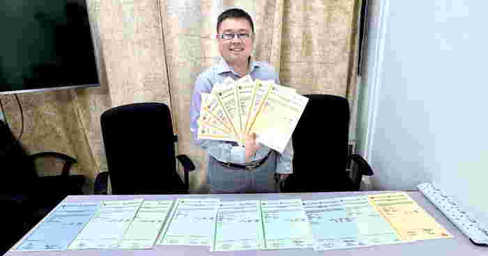 This Tutor Doesnt Just Teach O-Levels Exams—He Takes Them, Every Single Year