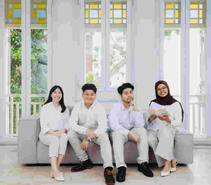 Why Peer Mentorship Could Be the Parenting Hack You Didnt Know You Needed