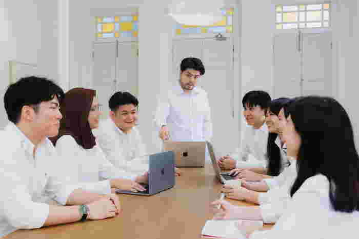 Why Peer Mentorship Could Be the Parenting Hack You Didnt Know You Needed