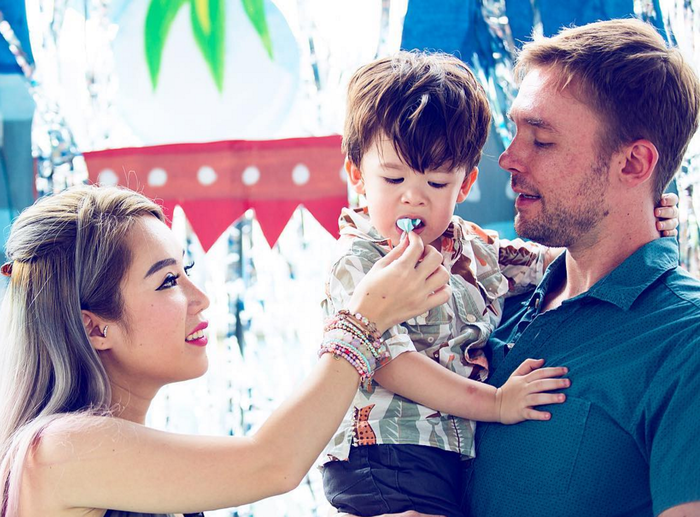 10 Singaporean celebrities whose kids had stolen our hearts