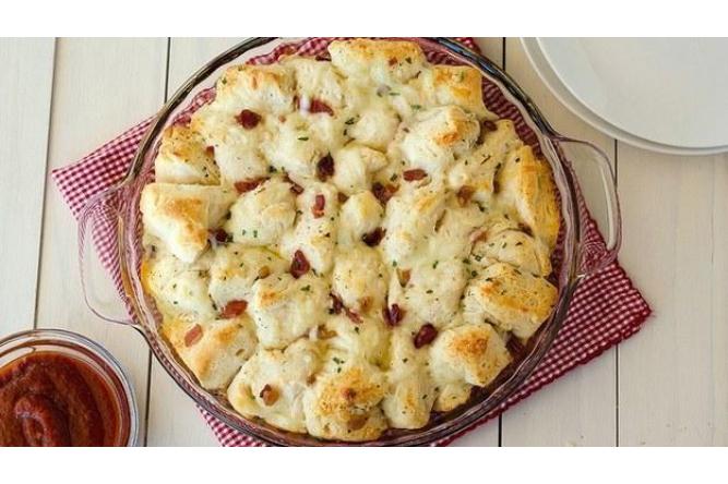 Bacon Ranch Pull-Apart Bread