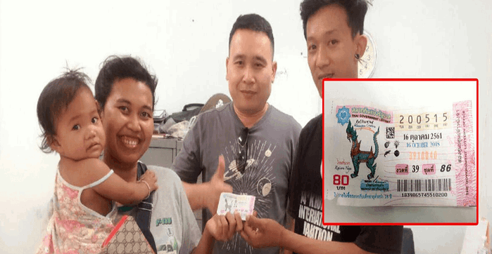 Hai mẹ con trúng xổ số độc đắc nhờ tờ vé số con cầm không buông!