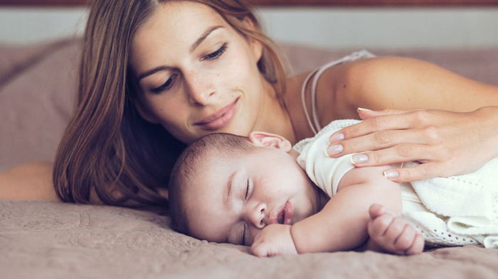 Berapa Lama Bayi Tidur? Kenali Jam Tidur Bayi Berikut Ini