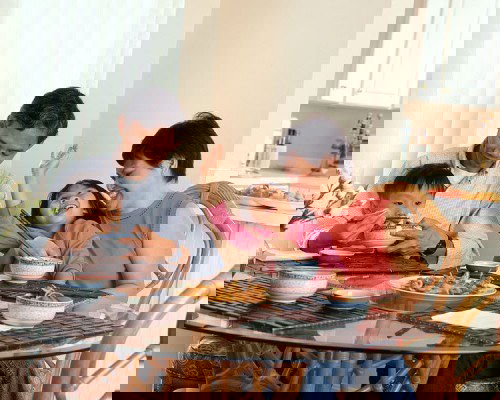 Pujian untuk Memotivasi Anak