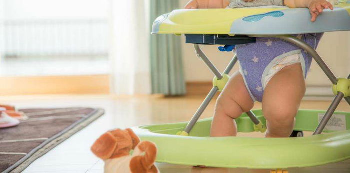 Amankah Baby Walker untuk Bayi? Ini Penjelasan Dokter dan Pakar