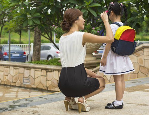 Si Kecil Akan Masuk Pra Sekolah? Ini Hal yang Perlu Parents Siapkan