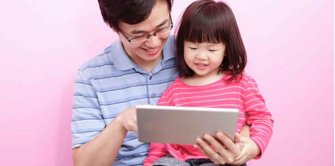 5 cara lebih dekat dengan anak di media sosial yang bisa Parents tiru