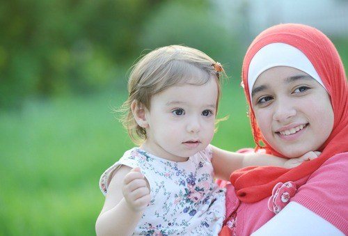 Parenting Islami : Mengajak Anak Mengenal Allah