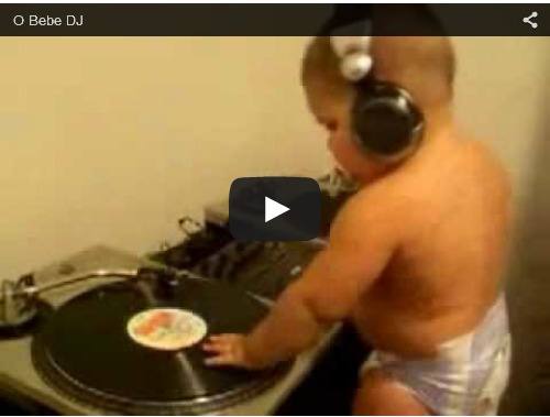 DJ Musik Cilik - Dengan Empeng di Mulutpun Ia Asyik Berjoget...
