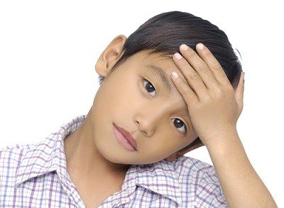 Meredakan Sakit Kepala dan Sakit Telinga pada Anak